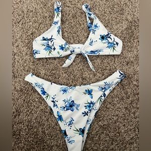 💙 6/$35 SHEIN Flowered Bikini